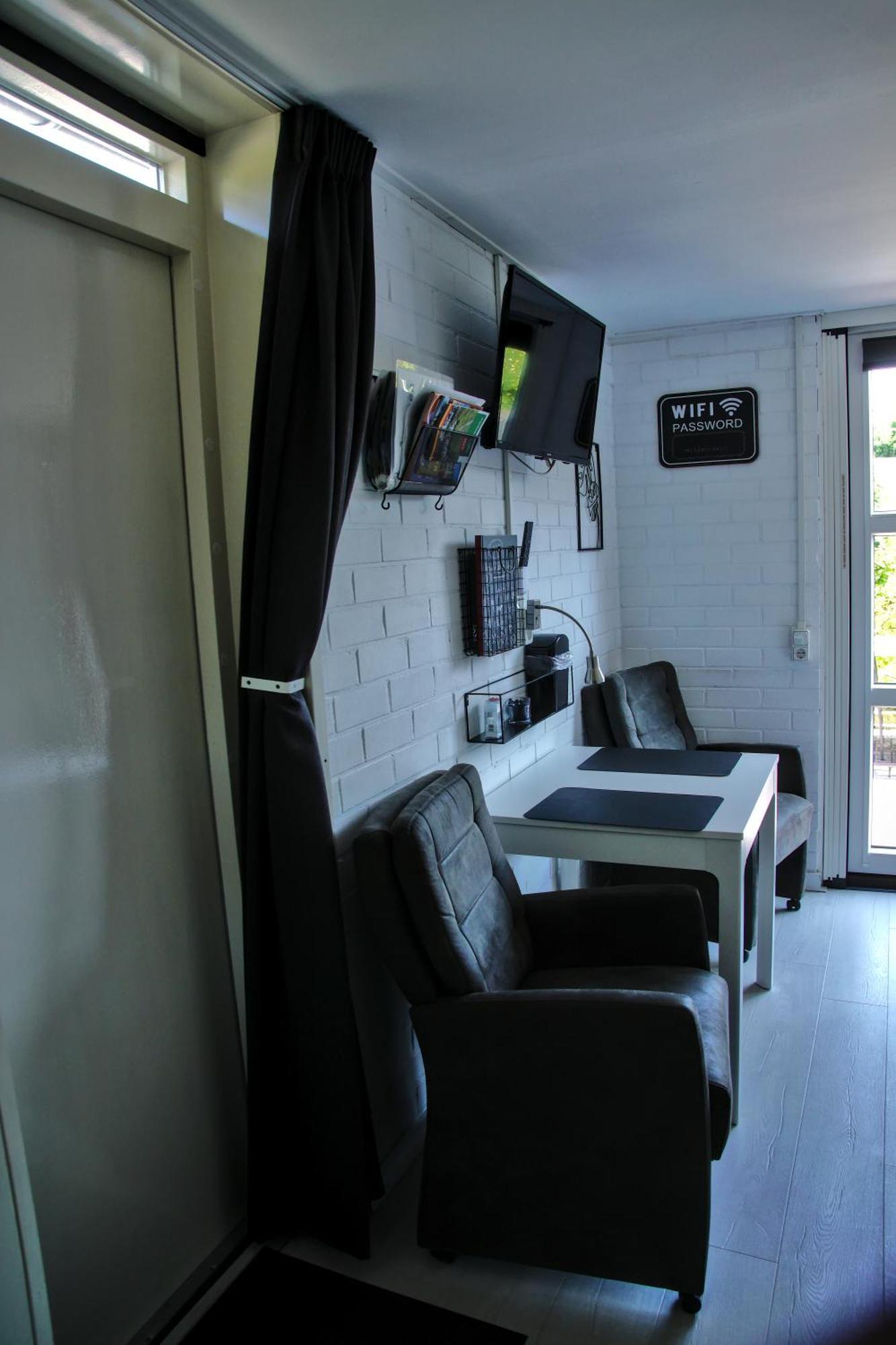 Emmen Bed And Breakfast Luaran gambar